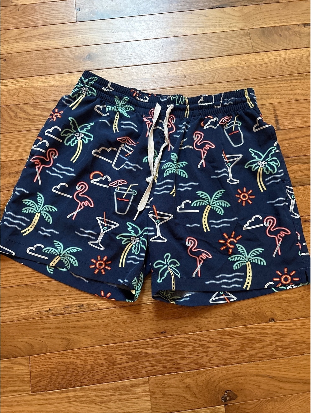 Men’s chubbies swim trunks size M